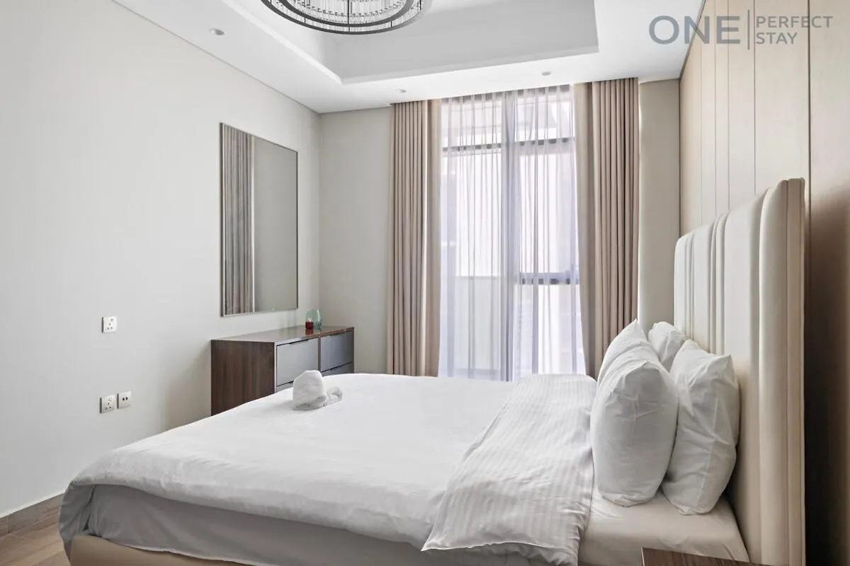 Luxury 1Br In Business Bay With Infinity Pool & Gym Apartment Dubai