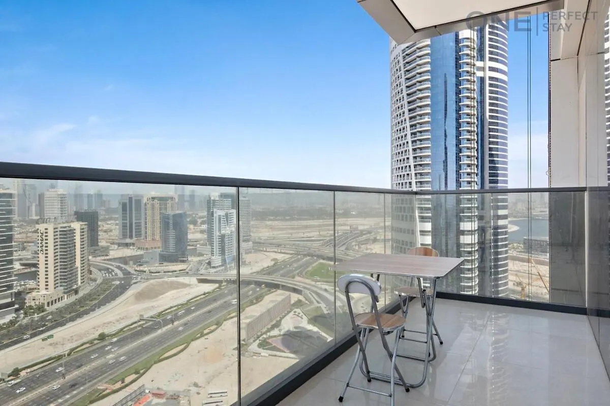 Luxury 1Br In Business Bay With Infinity Pool & Gym Apartment Dubai